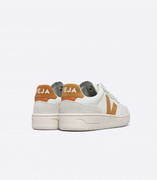 Veja V-90 Leather Sneakers Low Veja 